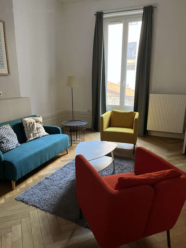 Appartement à SAINT-ETIENNE