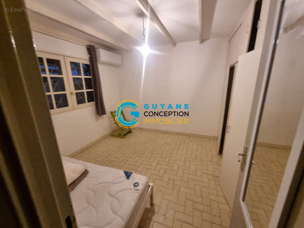 Maison à SAINT-LAURENT-DU-MARONI