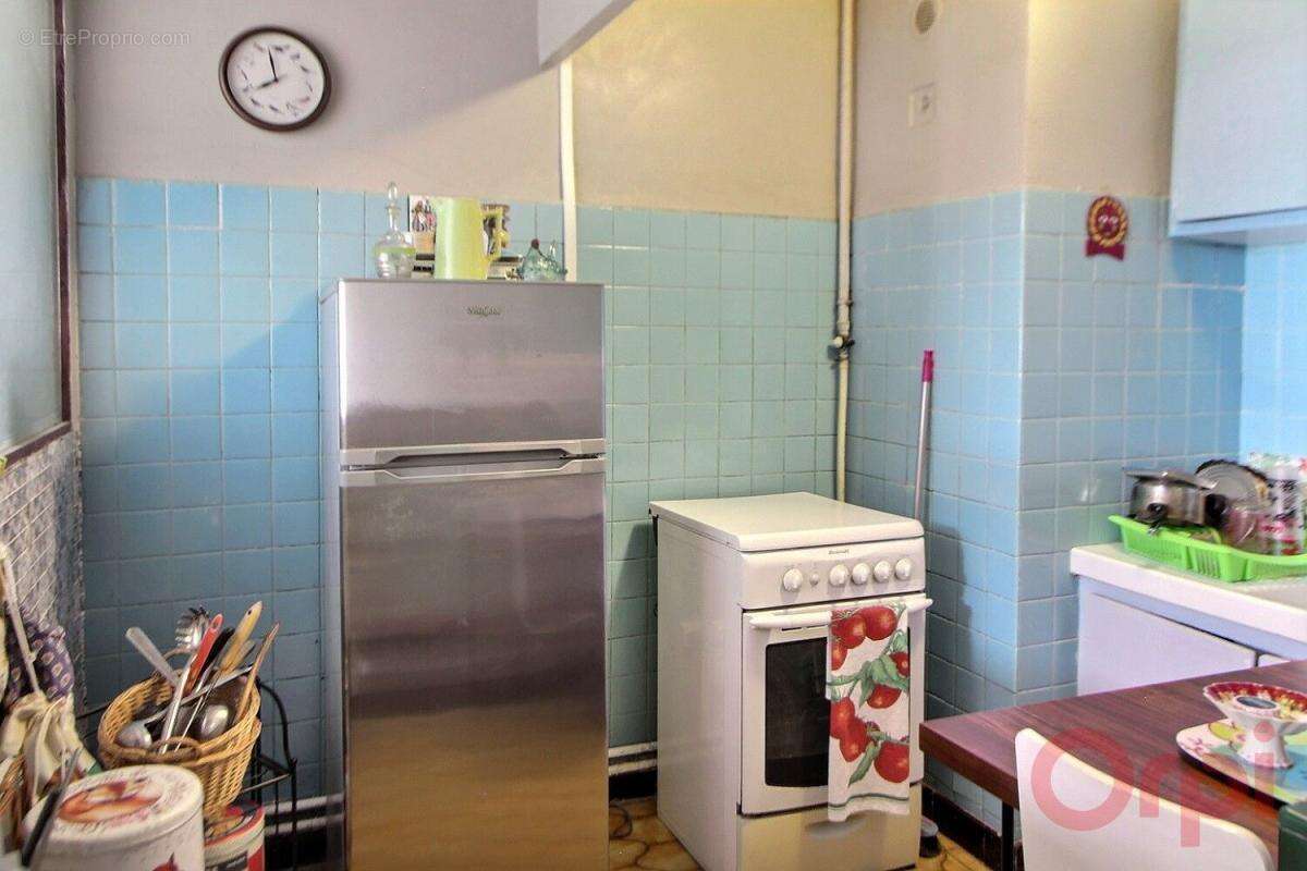 Appartement à MARSEILLE-3E