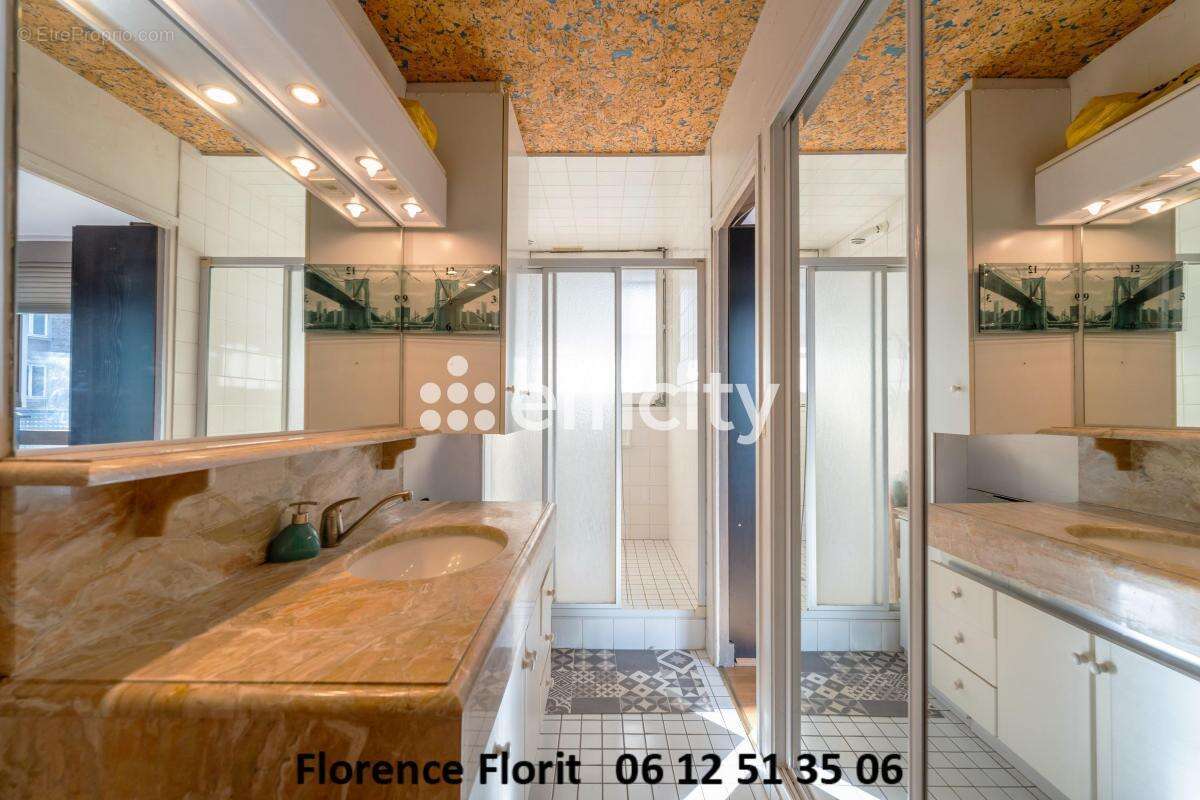 Appartement à PARIS-14E