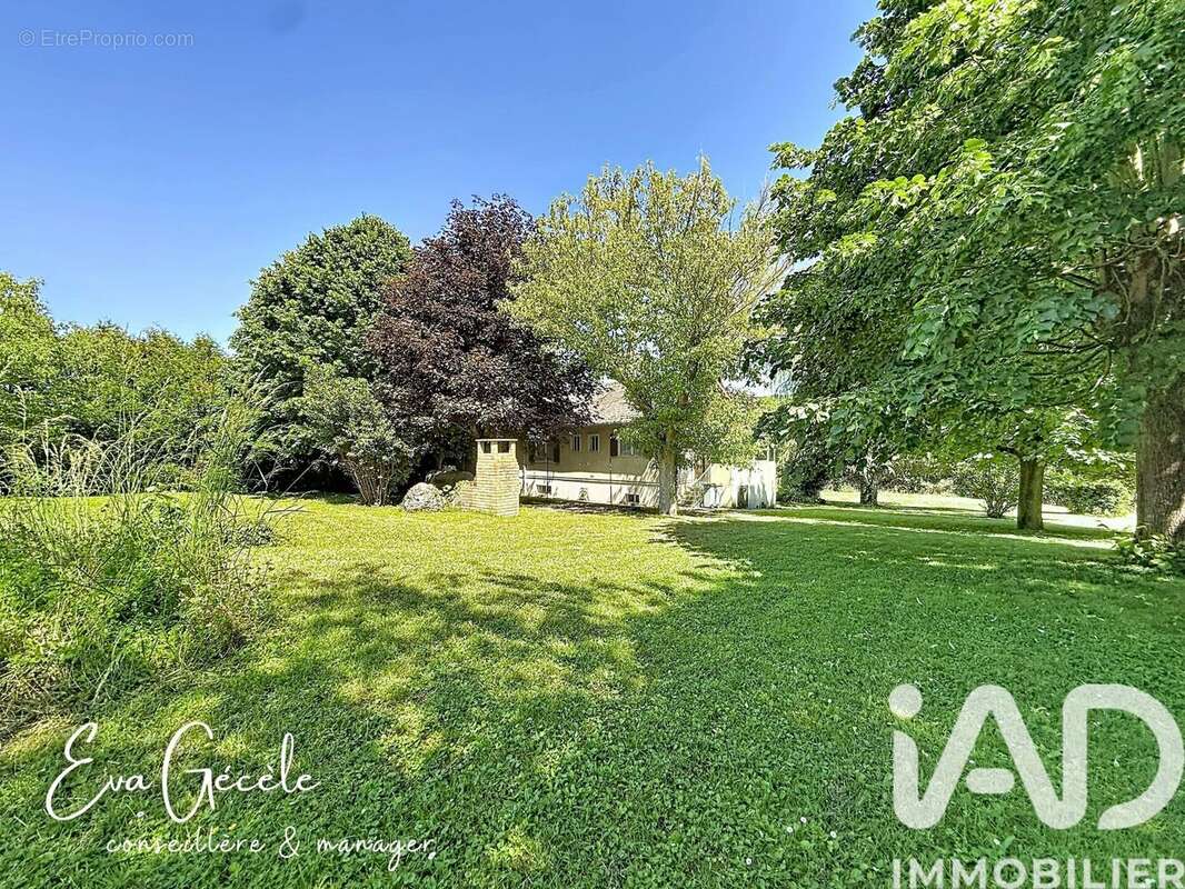 Maison 93 m² à Villette  - photo 4