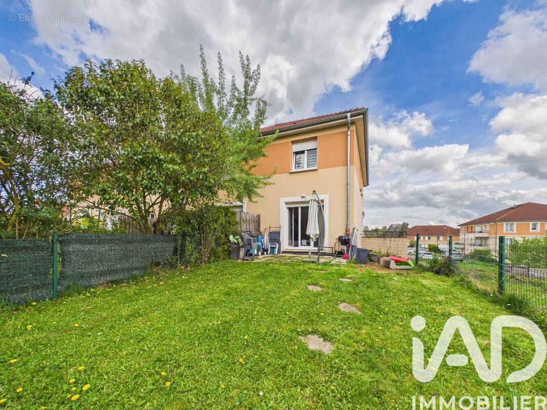Photo 1 - Appartement à NEUVES-MAISONS
