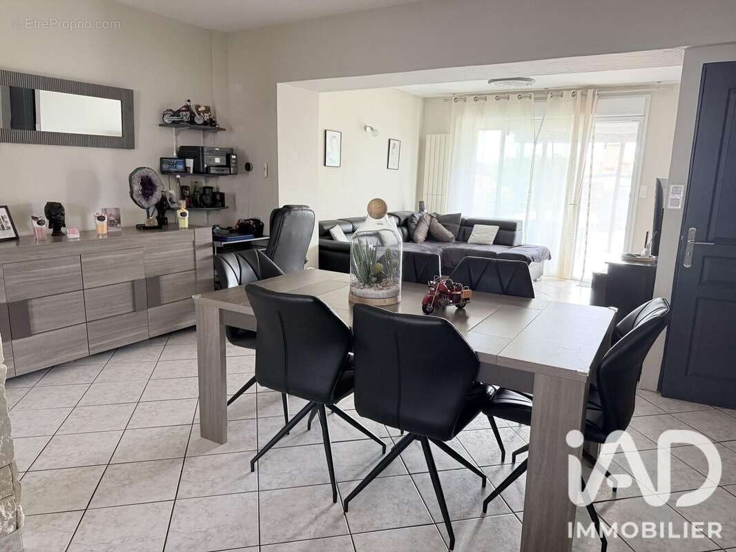 Maison 95 m² à Tressange  - photo 2