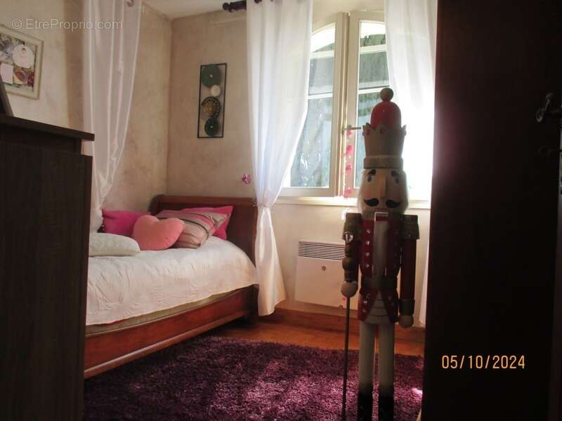 Maison à LA TOUR-DU-CRIEU