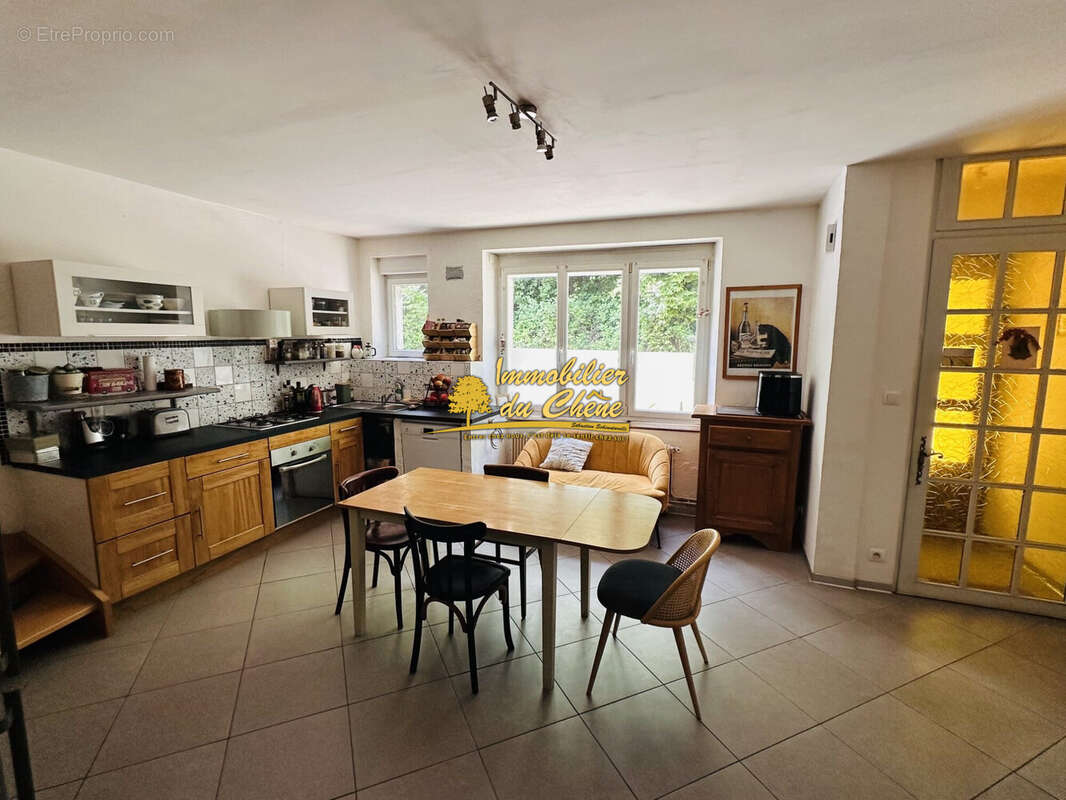 Maison à LUXEUIL-LES-BAINS