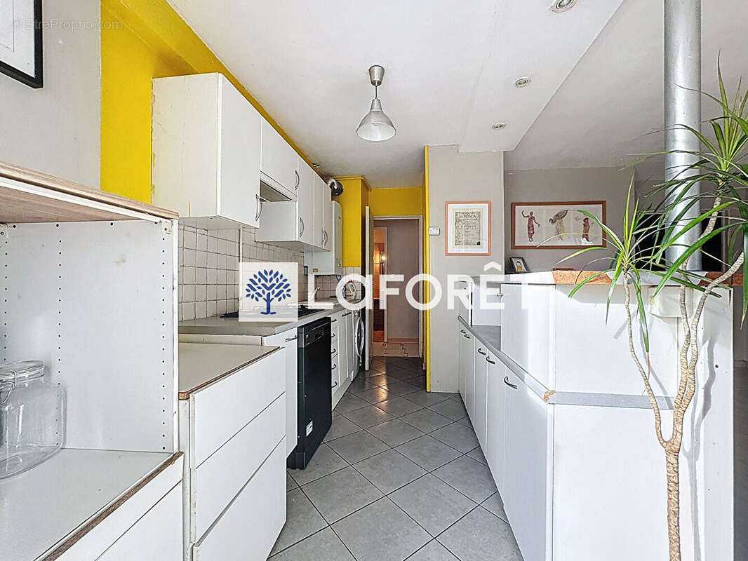 Appartement à MIRIBEL