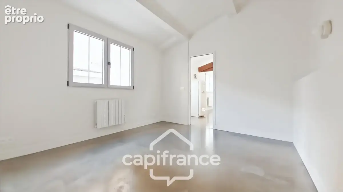 Bas de Montreuil-Limite Vincennes-8 mn RER A et L1 et L9-A vendre appartement loft esprit maison-Entièrement rénové - photo 7