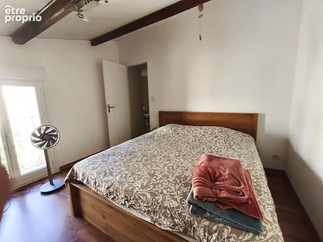 Vedène: Charmante maison de ville rénovée avec cour privative - photo 12