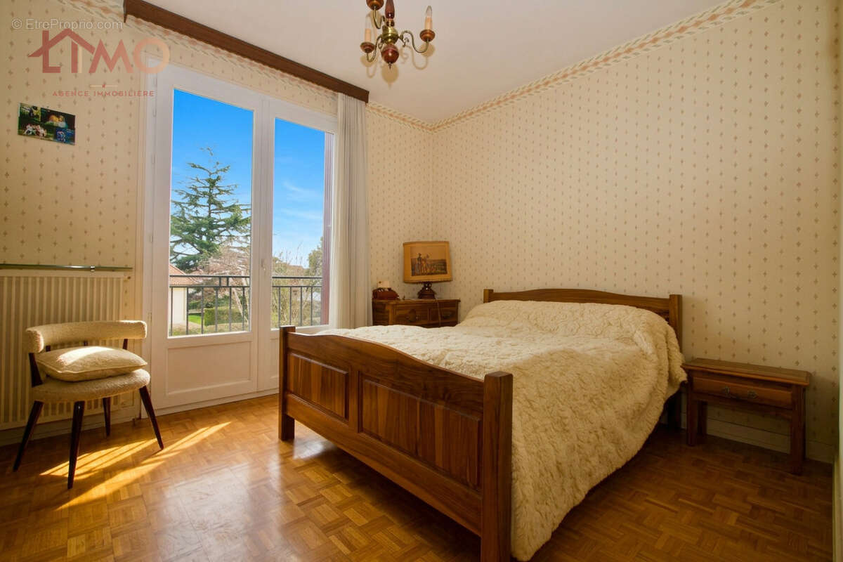 n°9 - Maison à ISLE