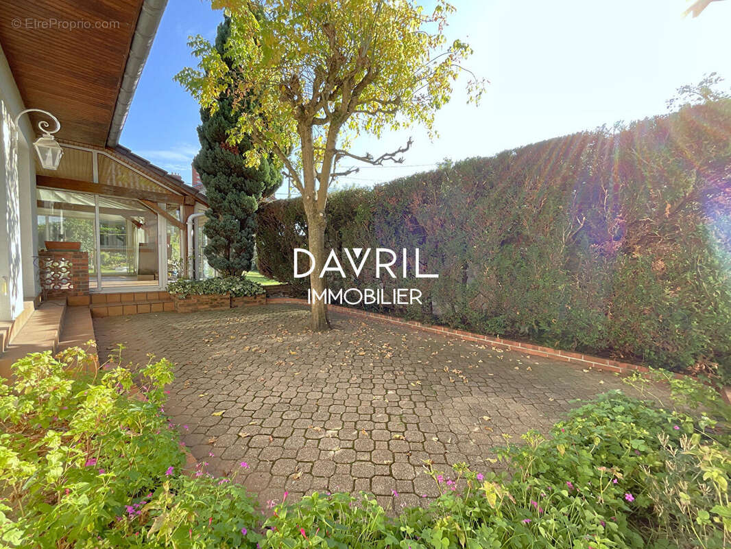 Maison à CONFLANS-SAINTE-HONORINE