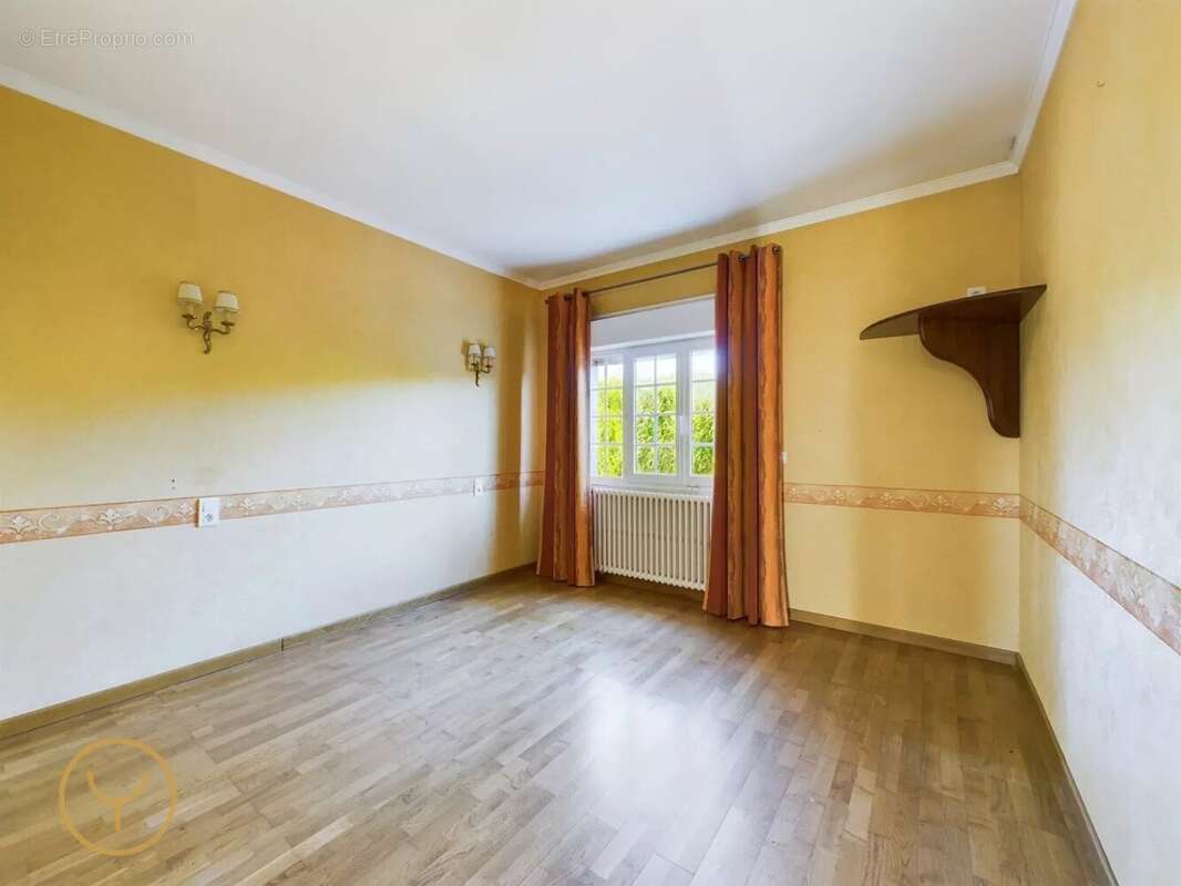 Maison à MARCILLY-SUR-SEINE