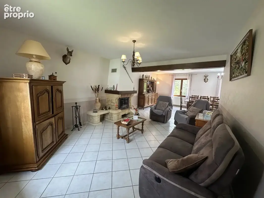 Maison 6 pièces 208m2 - photo 2