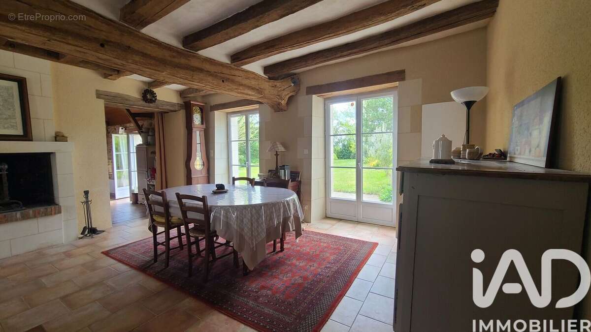 Photo 2 - Maison à NOYANT