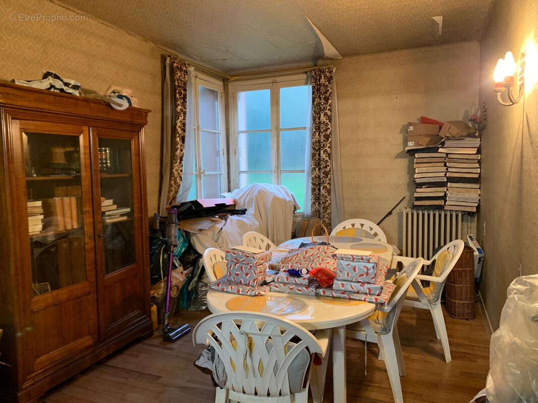 Maison à MEZY-SUR-SEINE