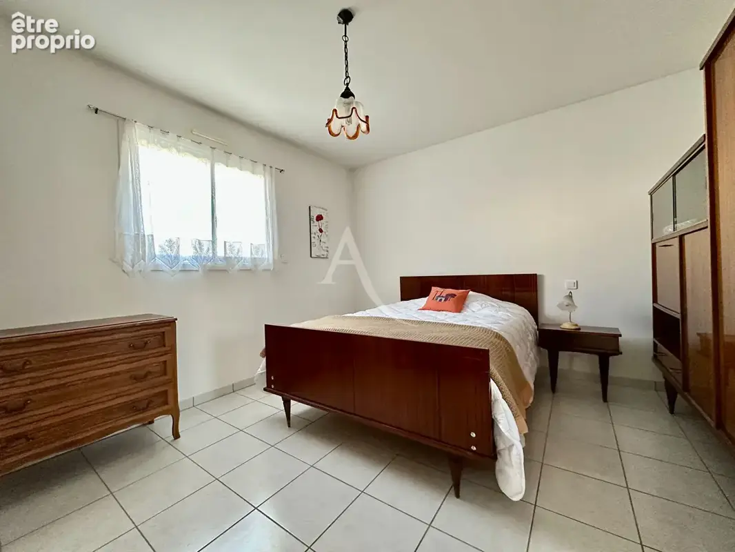Maison Saint Gilles Croix De Vie 4 pièce(s) 104 m2 - photo 6
