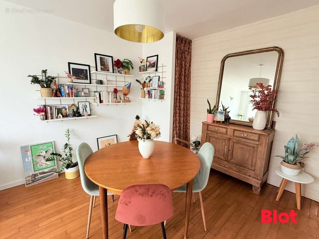 Appartement à SAINT-JACQUES-DE-LA-LANDE