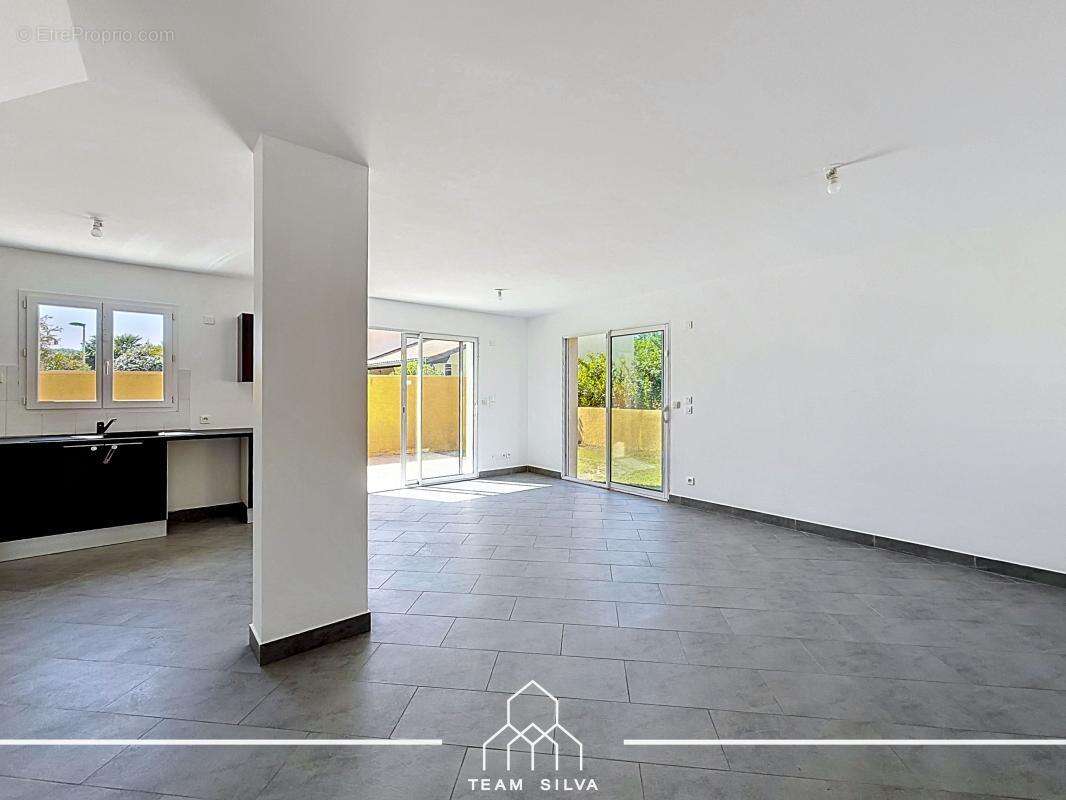 Maison 80 m² à Chasse-Sur-Rhone  - photo 4