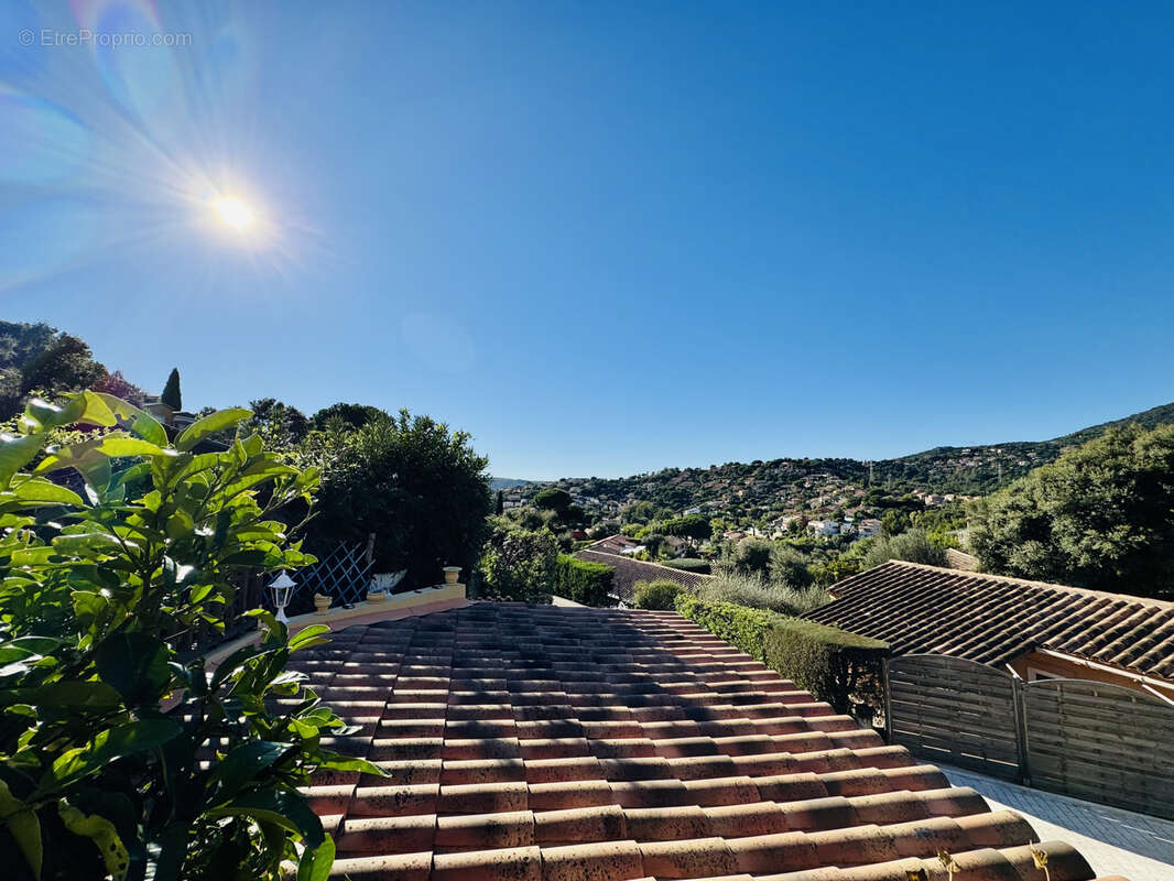 Maison à BORMES-LES-MIMOSAS