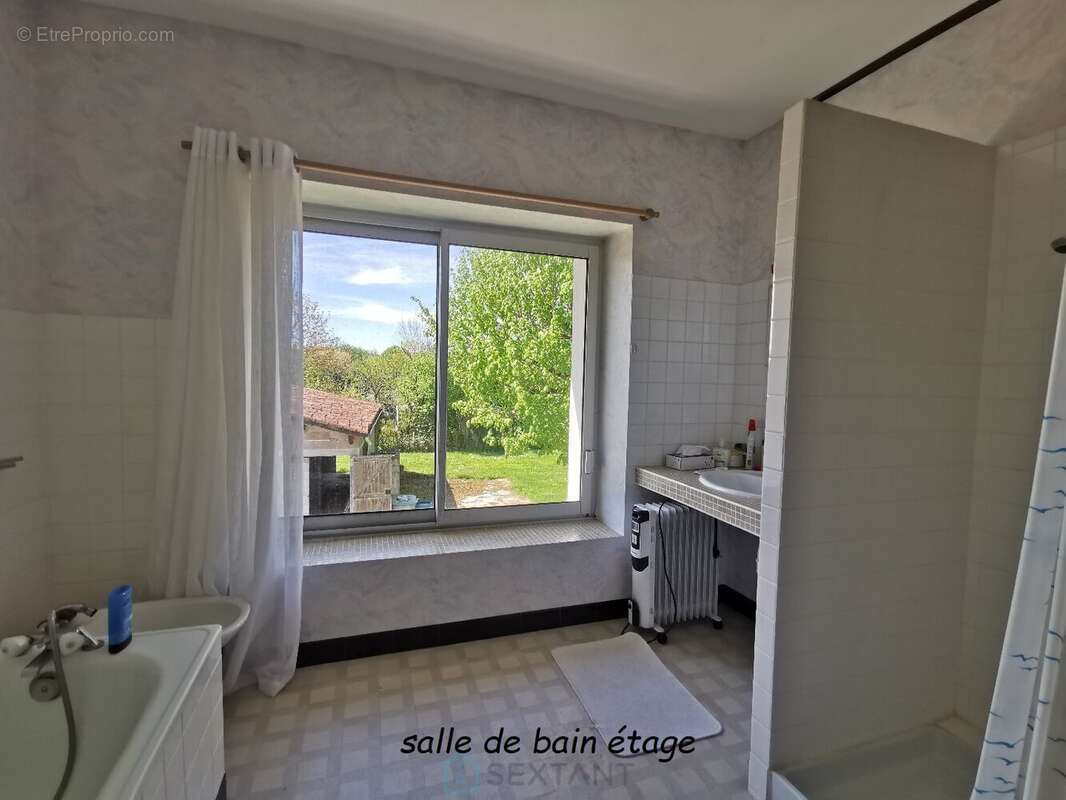 Maison à CHASSENON