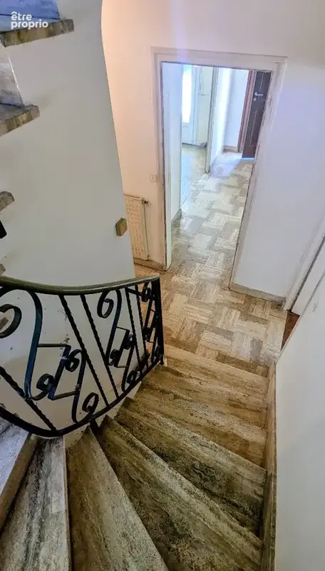 Maison familiale de 5 chambres à rénover  Sous-sol complet  Terrain de 8 291 m²  À 1,6 km de la Petite Mer de Gâvres - photo 13