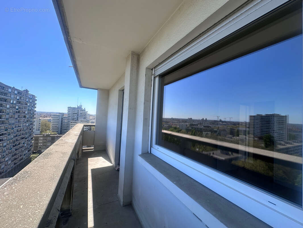 Appartement à VILLEURBANNE