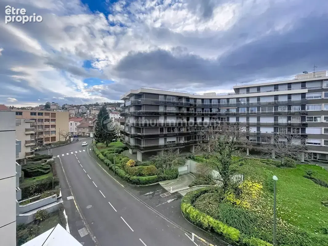 Appartement à CHAMALIERES