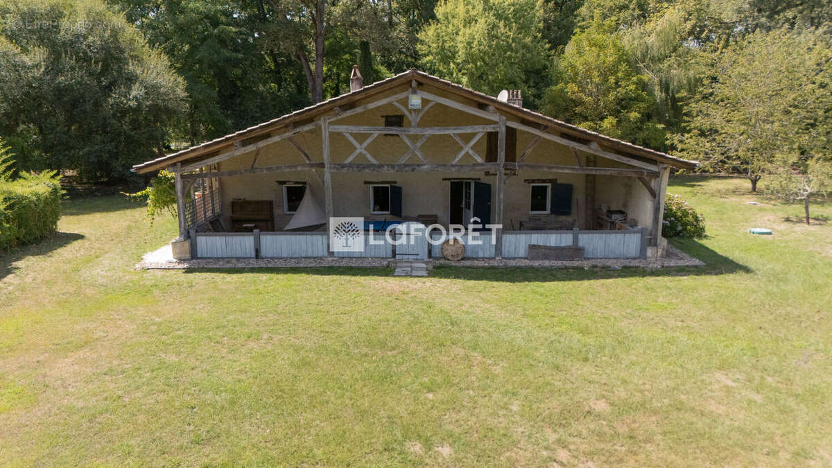 Maison à CASTELJALOUX