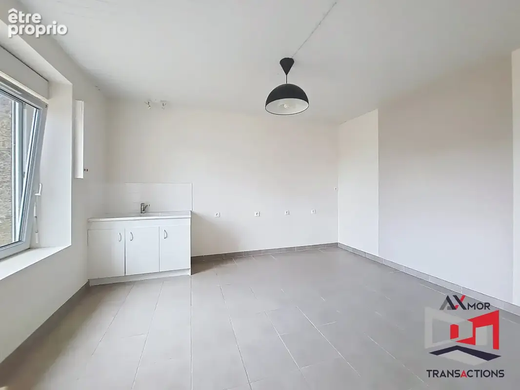 PLOUARET : Maison en pierre 70 m2 au bourg - photo 4