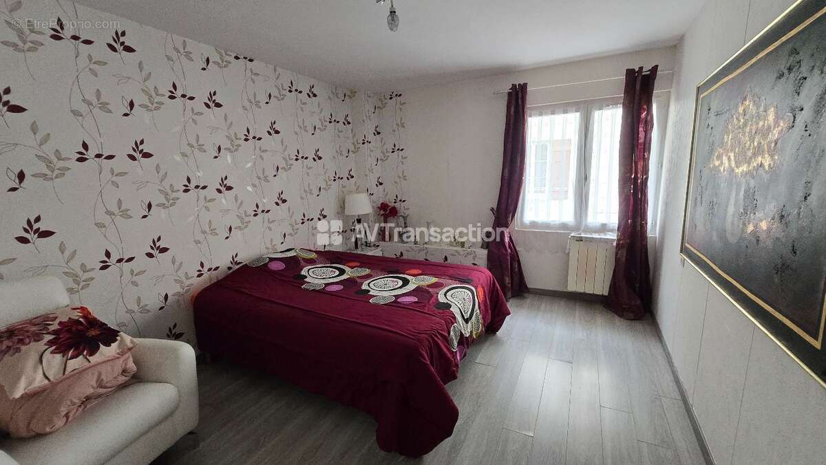 Appartement à GRAY