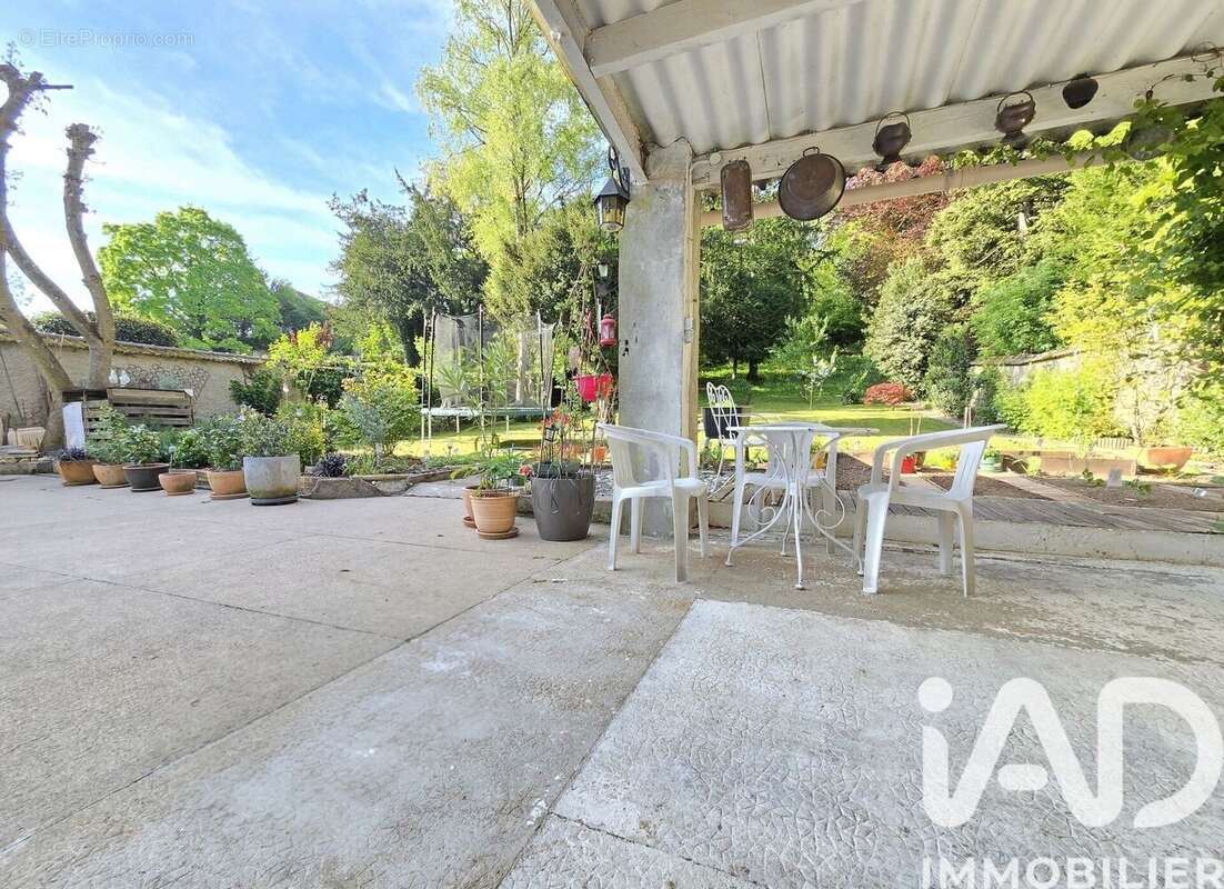 Maison 198 m² à Mereville  - photo 3