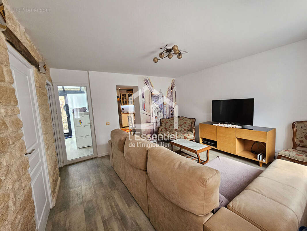 Appartement à VAUX-SUR-SEINE