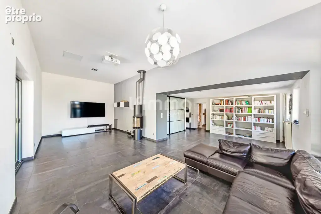 Cachet Historique & Volumes Hors Normes (283 m²) - photo 6