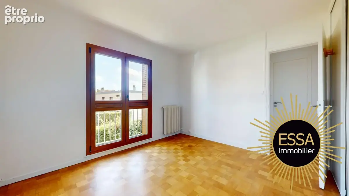 Maison 5 pièces 96 m² à vendre à Rocquencourt (78150) - photo 8