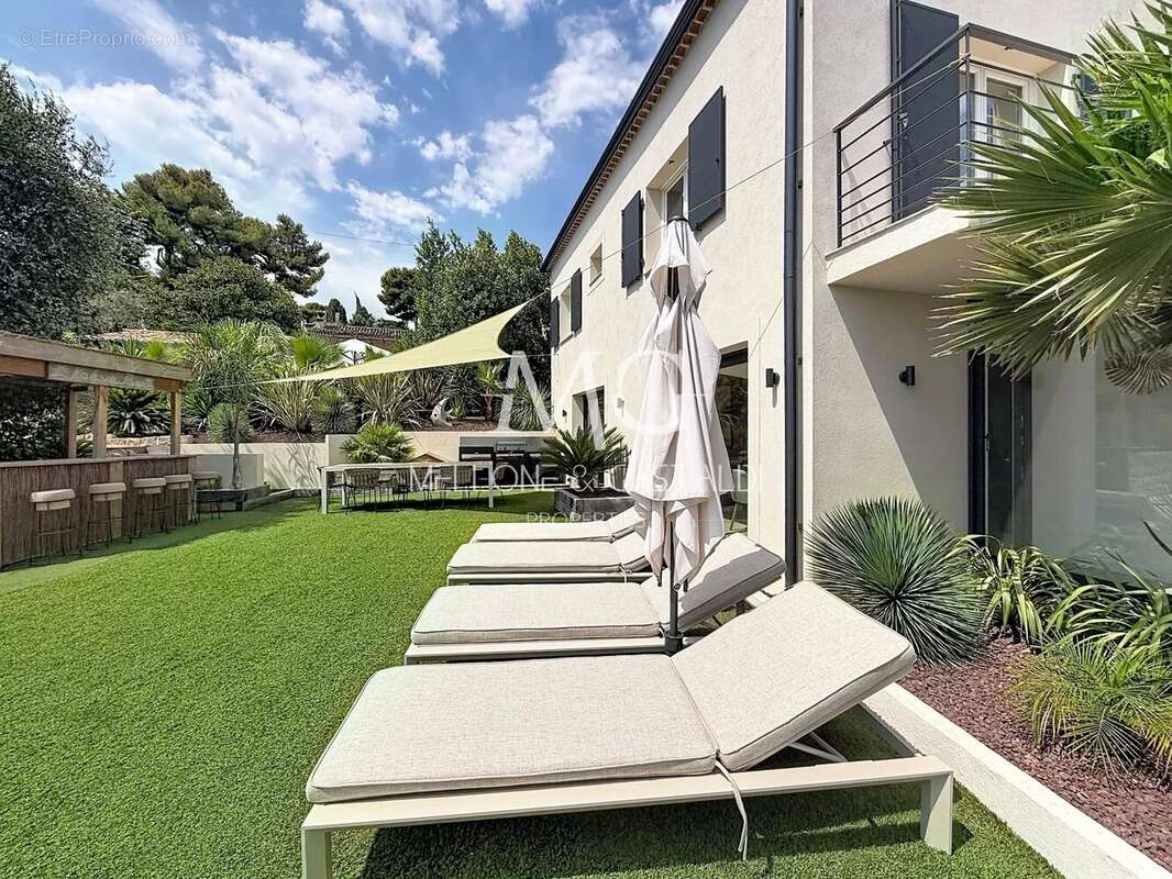 Maison à MOUGINS