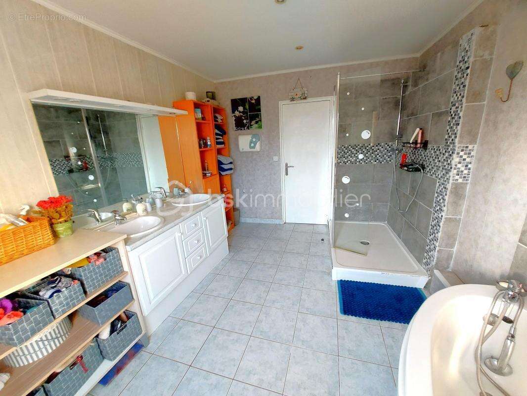 Maison à BOUGAINVILLE