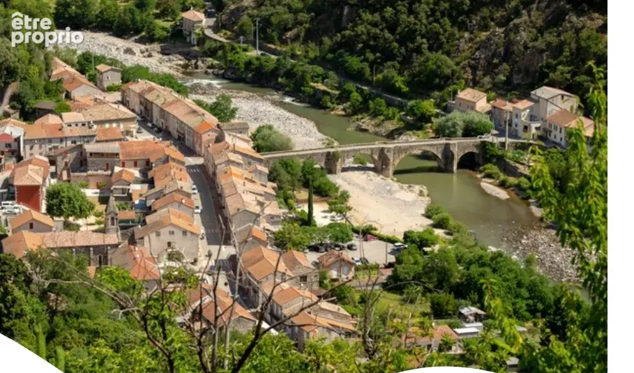 Terrain à PONT-DE-LABEAUME