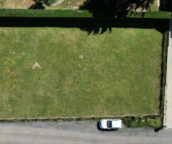 Terrain à SAINT-LEGER-EN-YVELINES