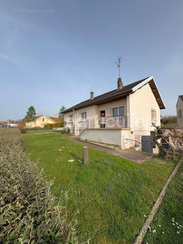 Maison à CHAMPVANS