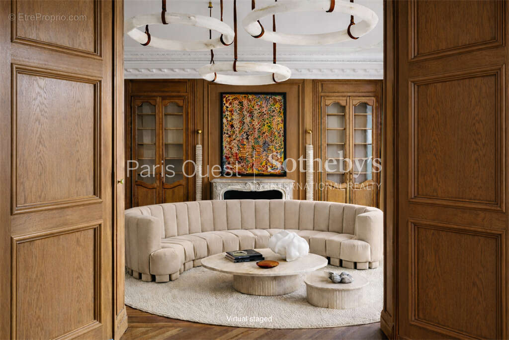 Appartement à PARIS-8E