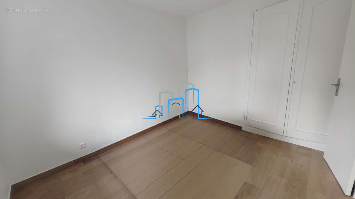 Appartement à IVRY-SUR-SEINE