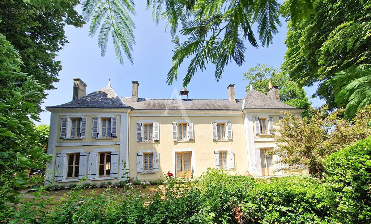 Maison à DOUE-LA-FONTAINE