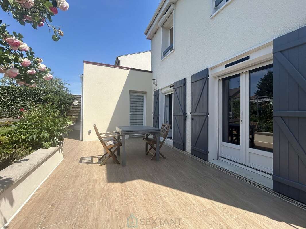 Maison coup de coeur  avec garage. - photo 5