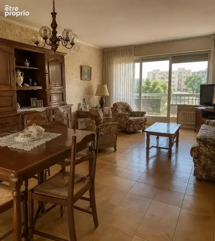 Appartement à PARIS-15E