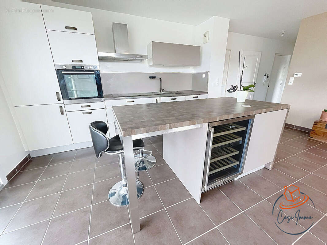 Appartement à SAINT-GENIS-POUILLY