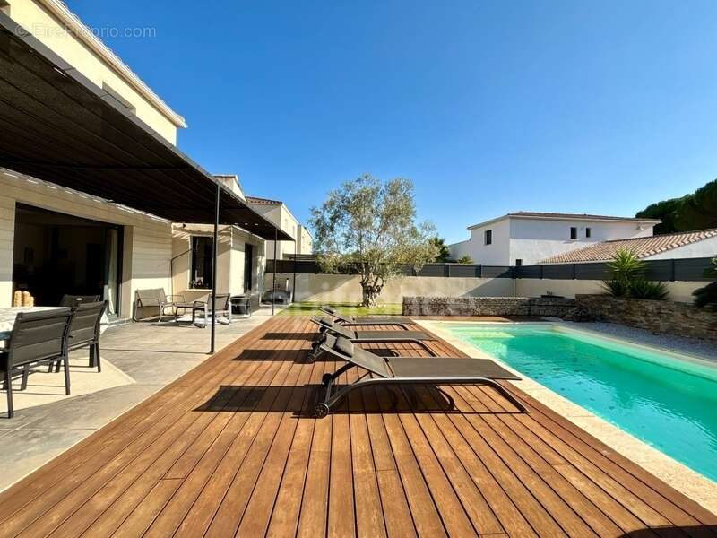 Maison à SAINT-JEAN-DE-VEDAS