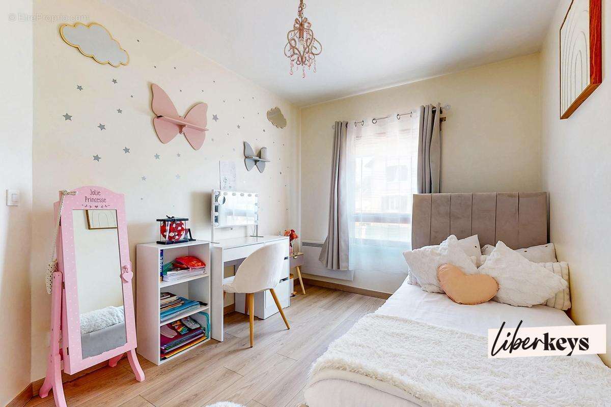 Appartement lumineux - 3 pièces - 61,54 m² - Quartier prisé Les Merisiers - Villepinte - photo 6