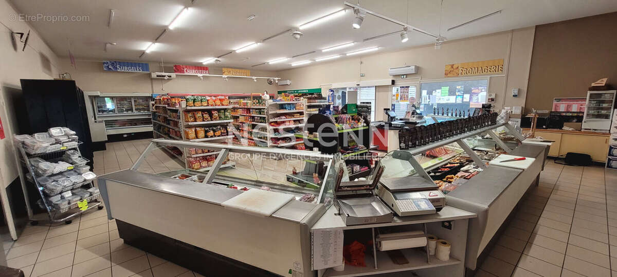 Commerce à FRANCUEIL