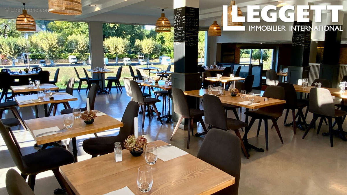 Commerce à MONTIGNAC