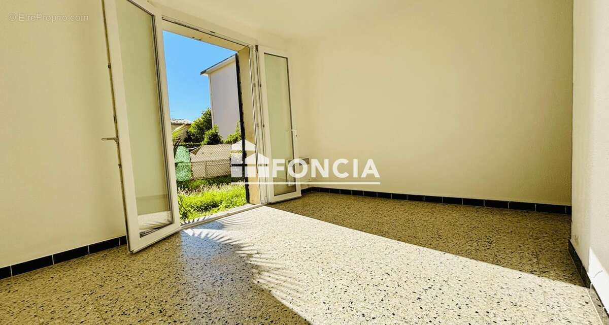 Appartement à HYERES