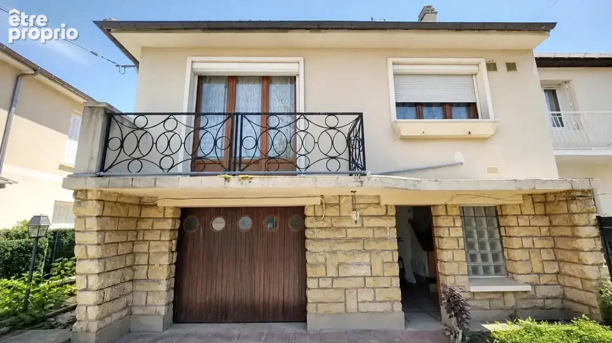 Maison de 9 pièces de 200 m² situé à Le Blanc-Mesnil - photo 2